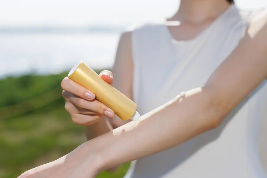 使い方次第で日焼け止めの効果も変わる！？