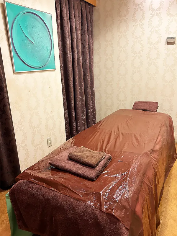 千葉店　スライド画像　04